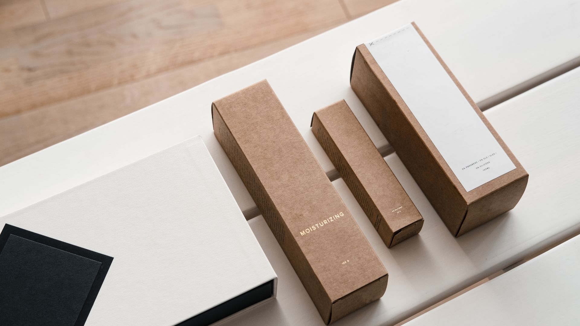 Scopri il nostro packaging minimal in cartone ondulato